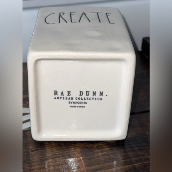 NWT Rae Dunn White 'Create' Ceramic Pen/Pencil Holder Desk Organizer - Picture 2 of 2